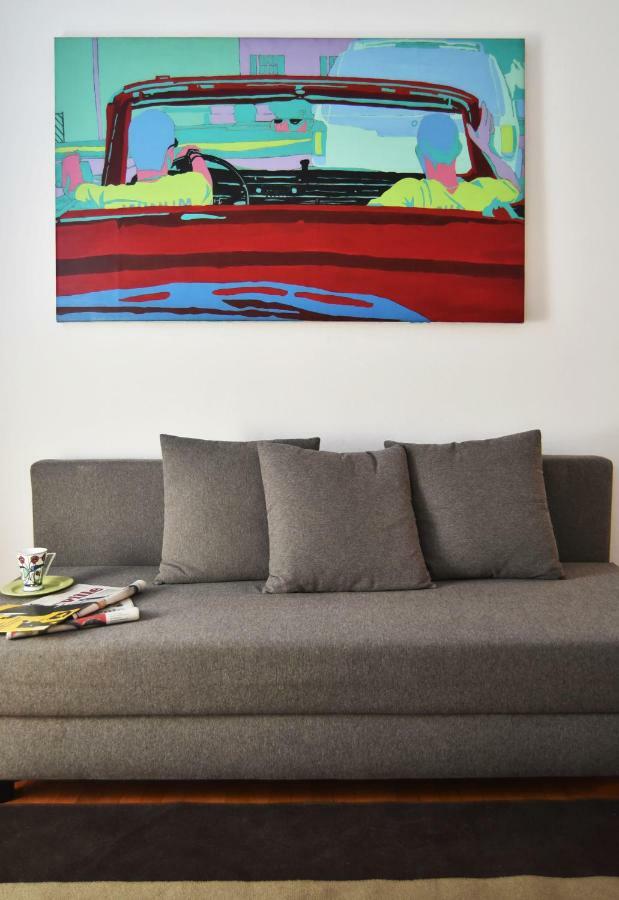 Apartamento Artist'S Lovely Nest Under The Shadow Of The Parthenon Atenas Exterior foto